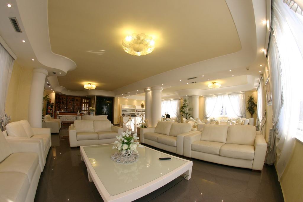 Hotel Luxor Casoria Dış mekan fotoğraf