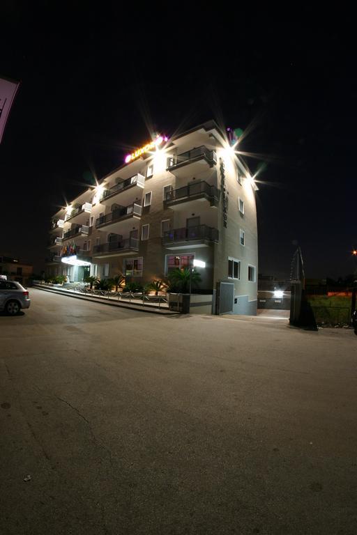 Hotel Luxor Casoria Dış mekan fotoğraf