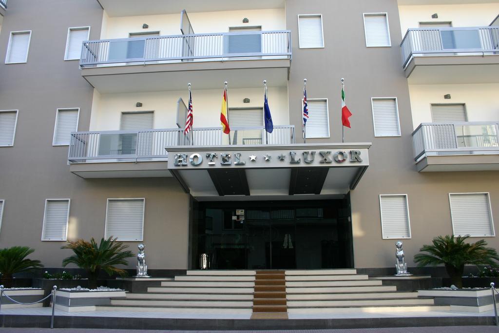 Hotel Luxor Casoria Dış mekan fotoğraf