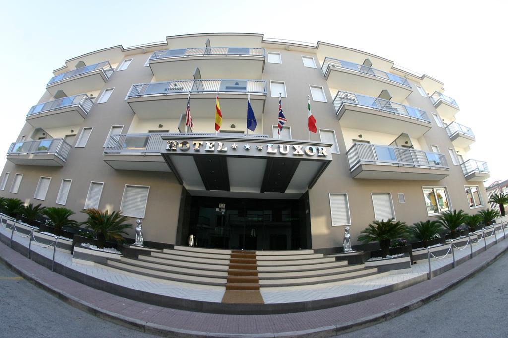 Hotel Luxor Casoria Dış mekan fotoğraf